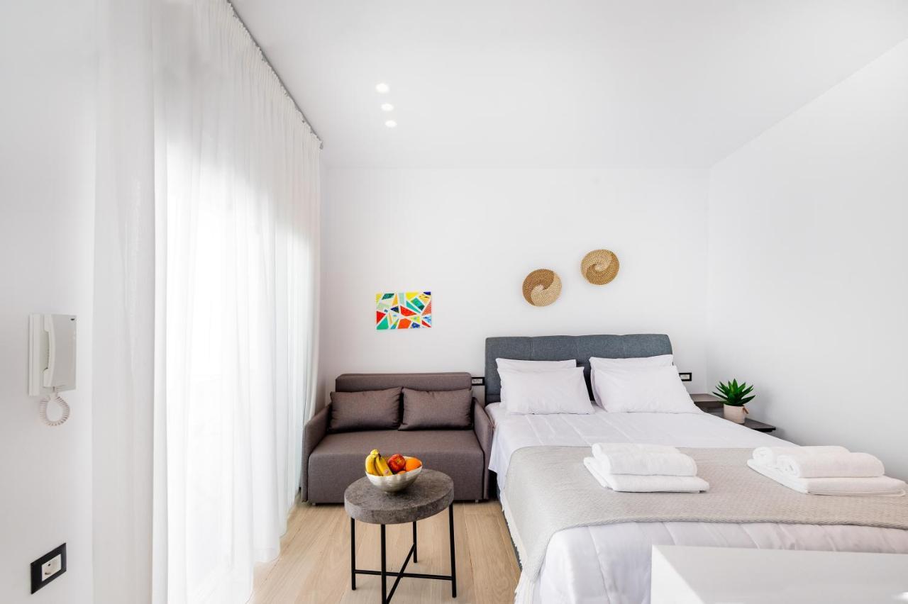 Sunwaves Beach Studio I Ialysos  Dış mekan fotoğraf
